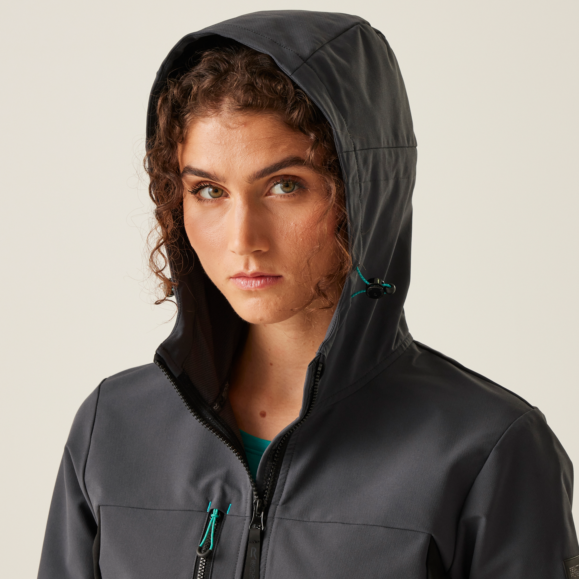 WOMEN'S ADA STRETCH SOFTSHELL